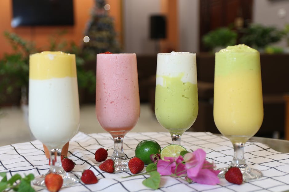 Verre de smoothie aux fruits frais