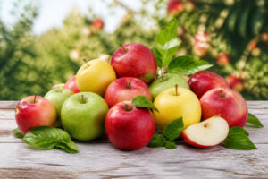 Pommes fraiches et colorees